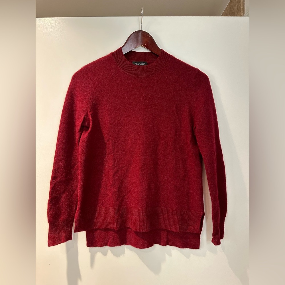 Gorgeous, like new red cashmere crew neck sweater from Sak’s Fifth Ave side XS